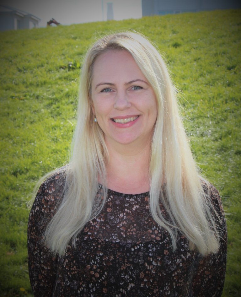 Ásrún Jónsdóttir