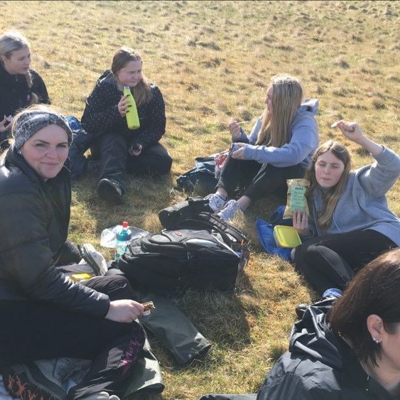 195387703_935876087228311_6106923443562416984_n