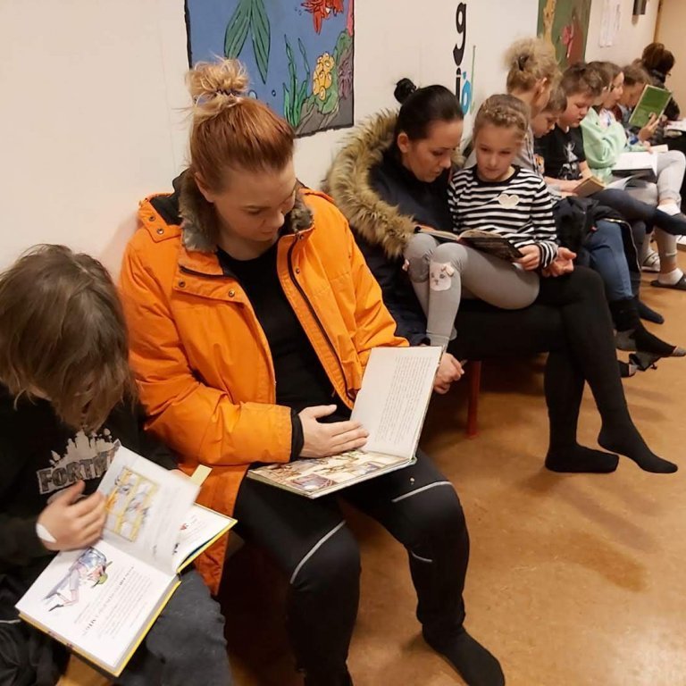 82135842_1054340071567026_961983081286205440_n