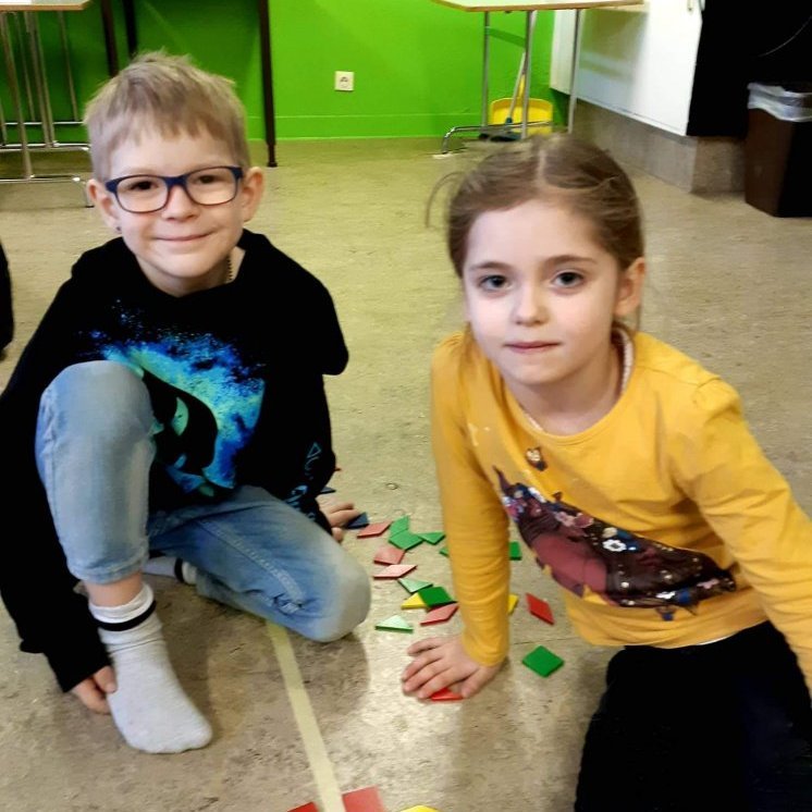 84652221_2650760471668627_2183119464101314560_n