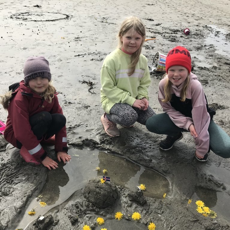 0ba8f4c0-26c2-4a0f-be58-bf3ca16cdc5c