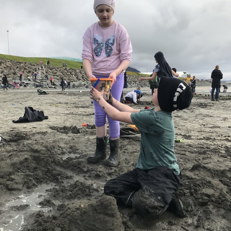 2b5bfbe7-5a9d-401a-b1ac-f5988f9d9b62