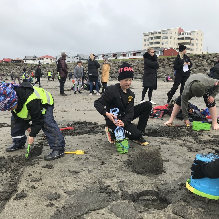 4c57f341-e55d-47b1-a14f-af745fcda4b3