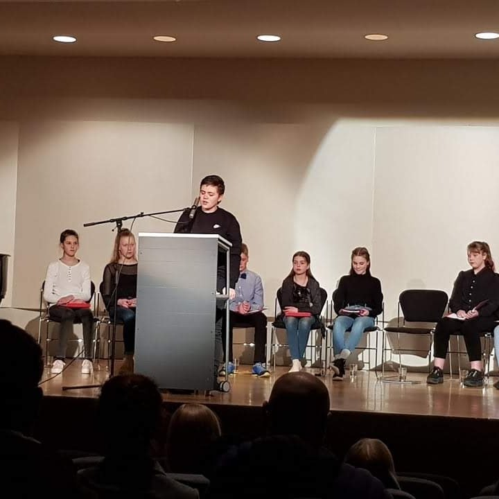 89768689_518142605760742_1077236132082614272_n