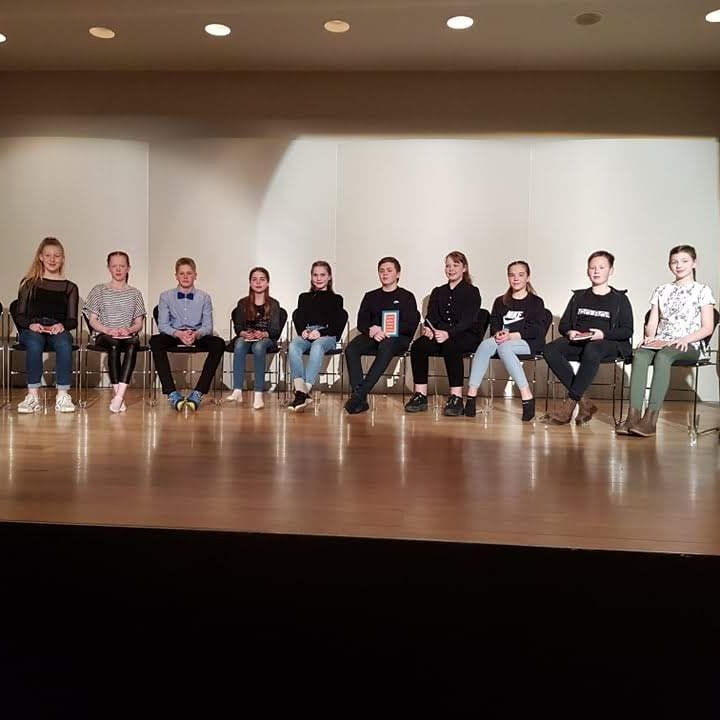 89924286_247219683105783_2462703482675658752_n-1