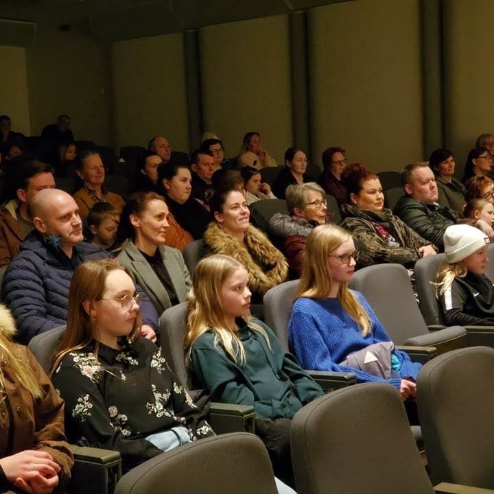 89924998_1239654052899250_4334080339098992640_n