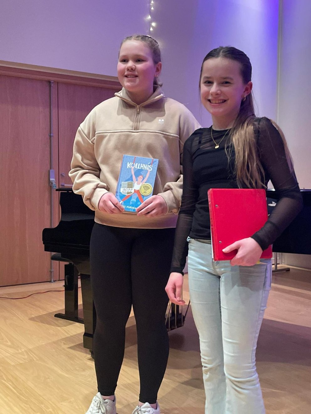 Árný Lea og Aðalheiður Ísold