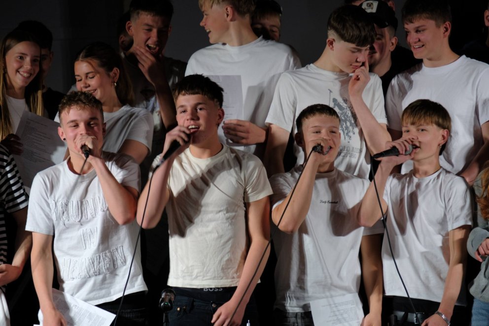 Skólaslit og málþing