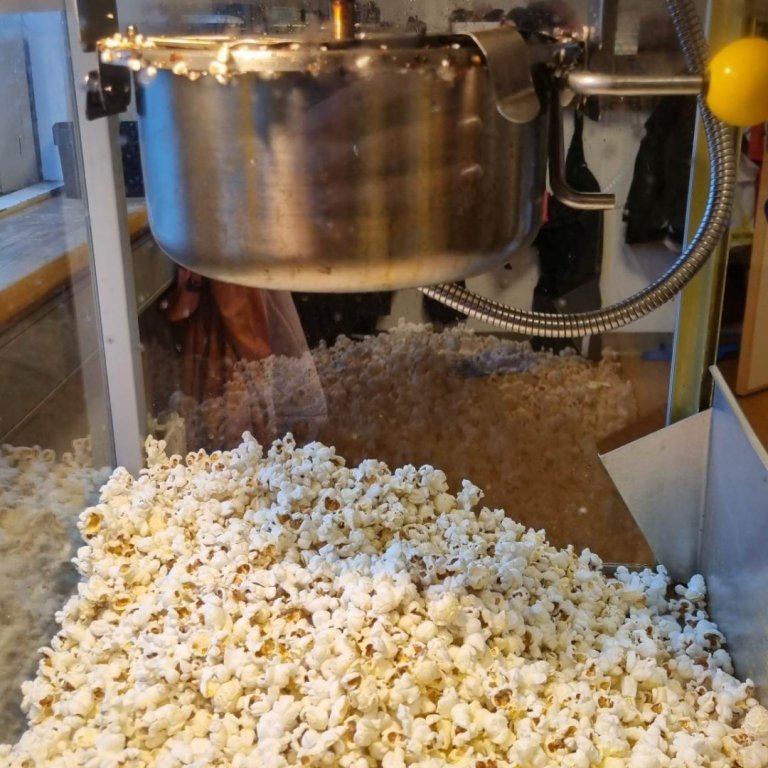 Poppað fyrir hverja lesna mínútu á yngsta stigi.