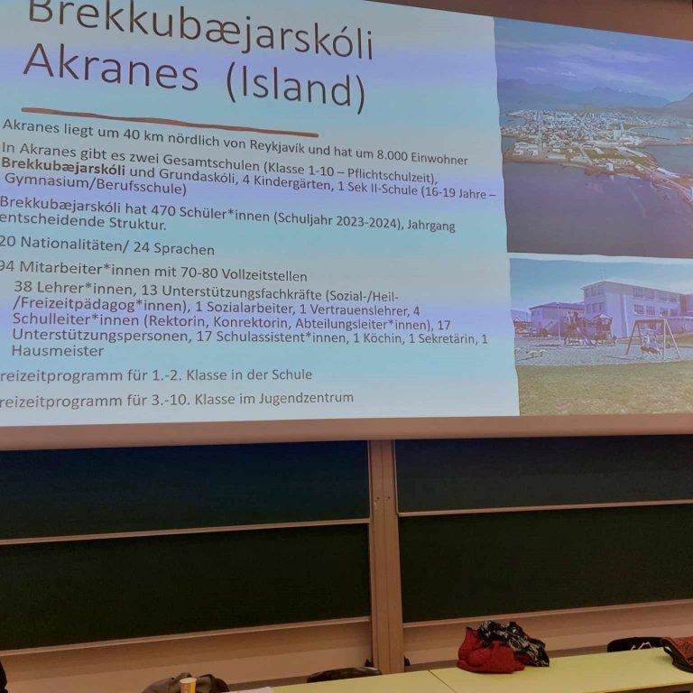 Ruth Rauterberg flytur erindi sitt á ráðstefnunni í Graz.