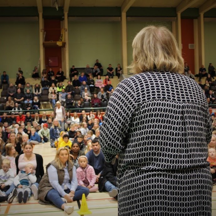 Skólinn hefur verið settur!